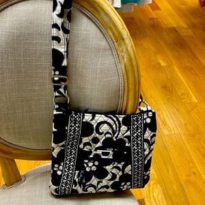 Vera Bradley Black & White ShoulderBag